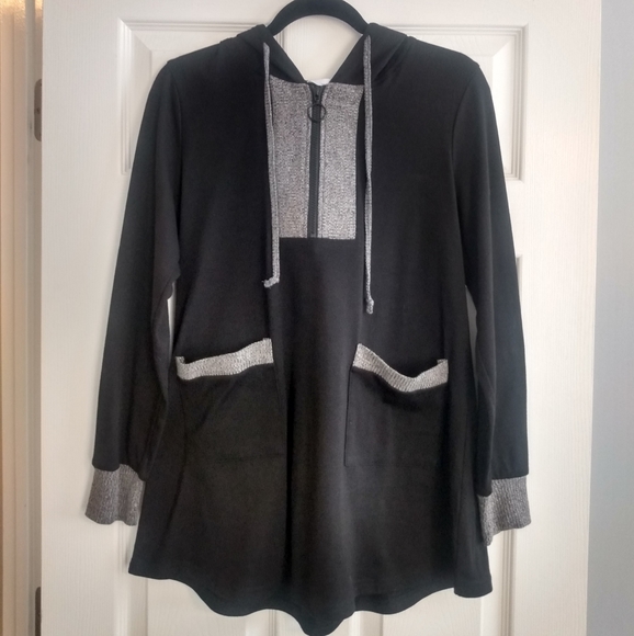 Amazon - Long Tunic Top - Picture 5 of 12